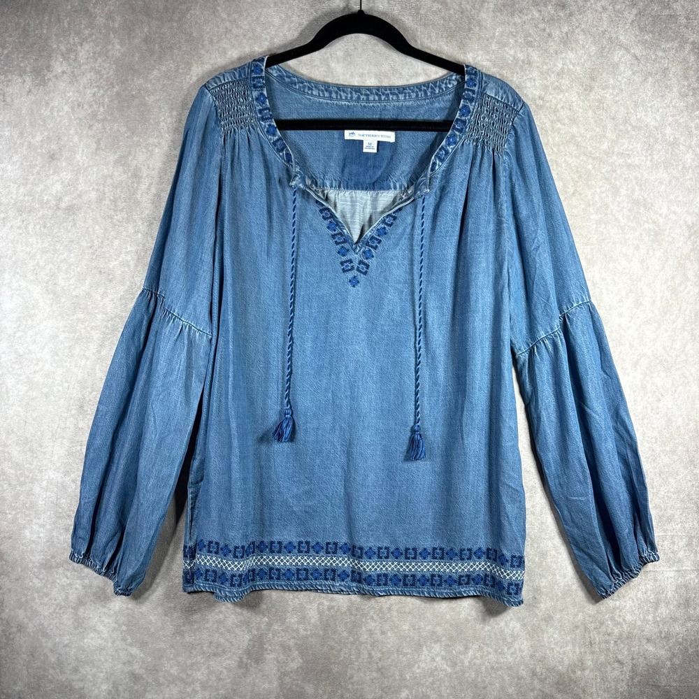 Southern Tide Top Womens M Blue Chambray Tencel Embroidered Boho Peasant Hippie